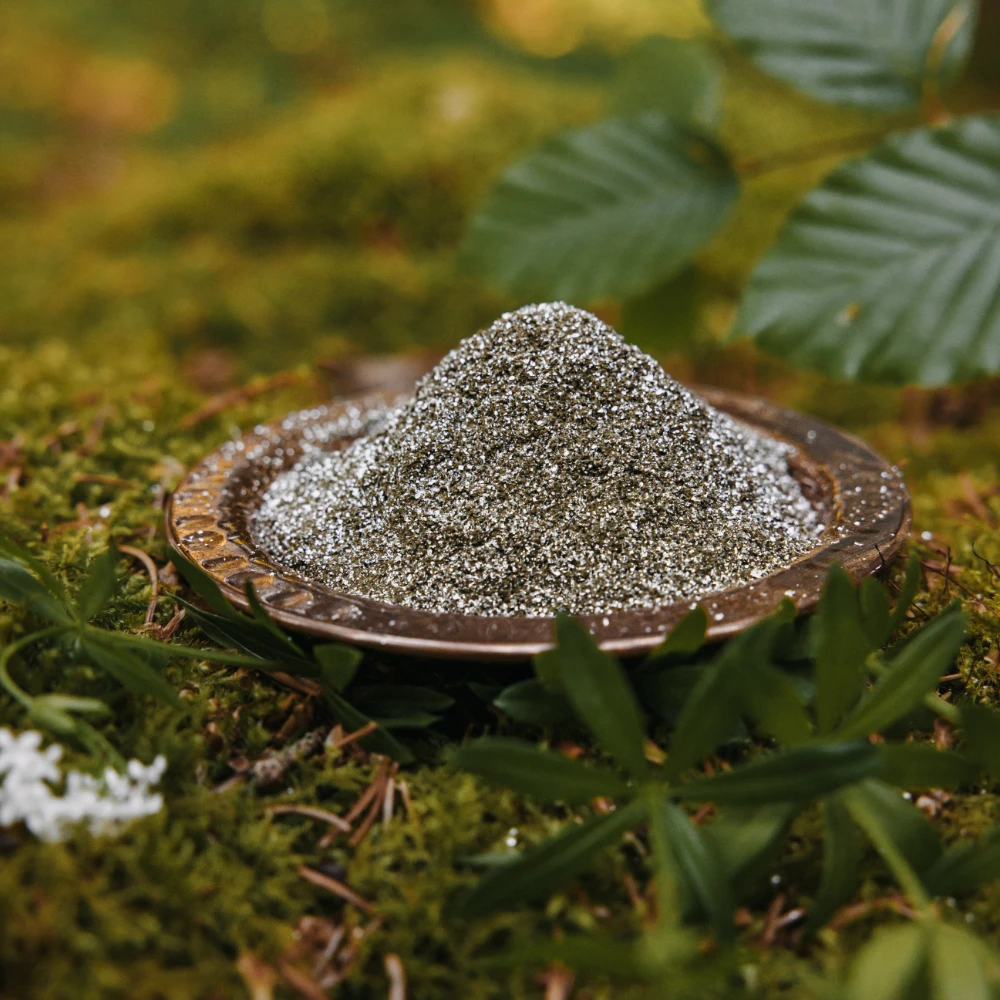 Black & Silver Maeng Da Kratom 7,0 % – Bild 2