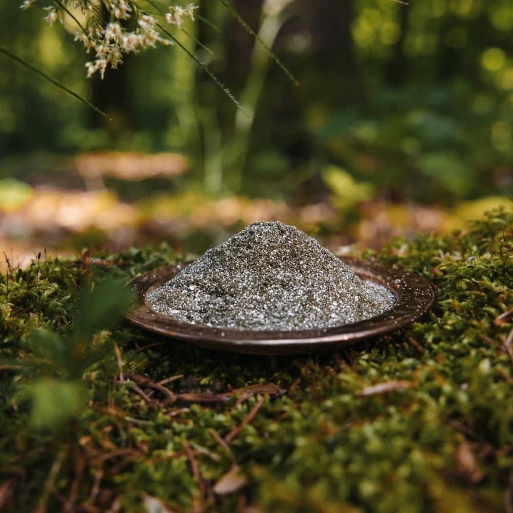 Black & Silver Maeng Da Kratom 7,0 % – Bild 3